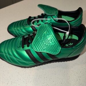 110$MSRP Adidas SL72  OG Semi Screaming Green/Core Black Womens 6 New